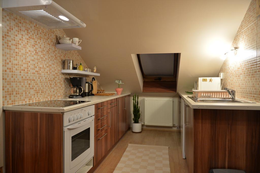 Sopron Eszter Apartman Exterior photo